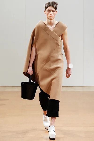 Look 5